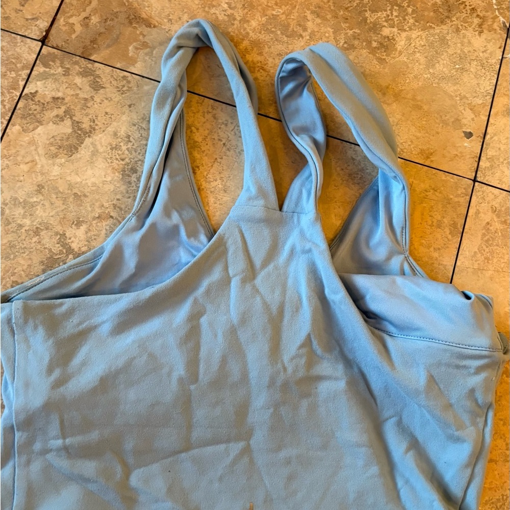 Alo Airbrush Real Bra Tank Top - Picture 5 of 5